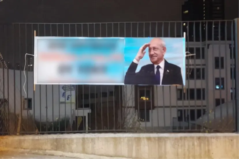 İSTANBUL'DA KILIÇDAROĞLU AFİŞLERİ