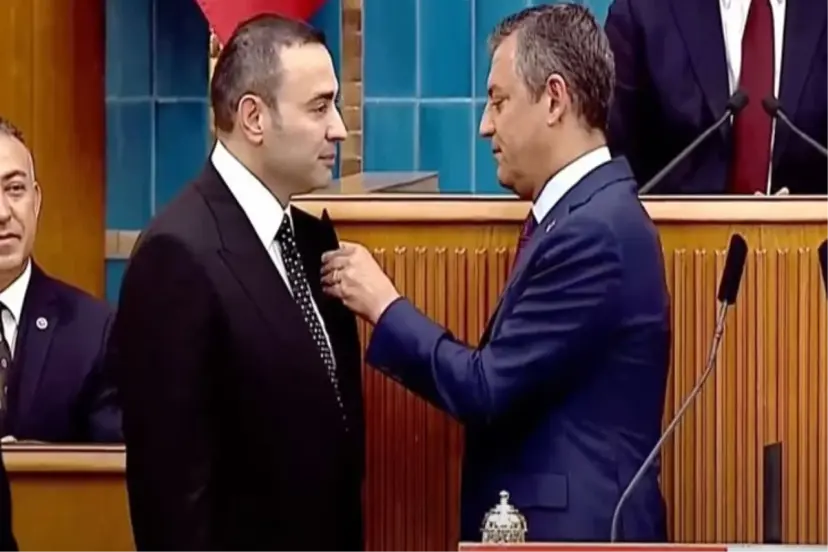 İYİ PARTİ'DEN İSTİFA EDEN AYKUT KAYA  CHP'YE KATILDI