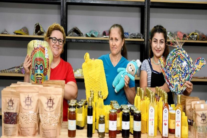 KADIN EMEĞİ BÜYÜYOR