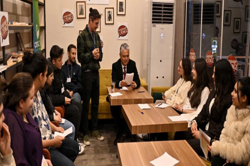 KAHVE EŞLİĞİNDE İNGİLİZCE PRATİĞİ