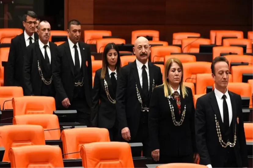 KAPALI OTURUMLARA DA KATILIYORLAR