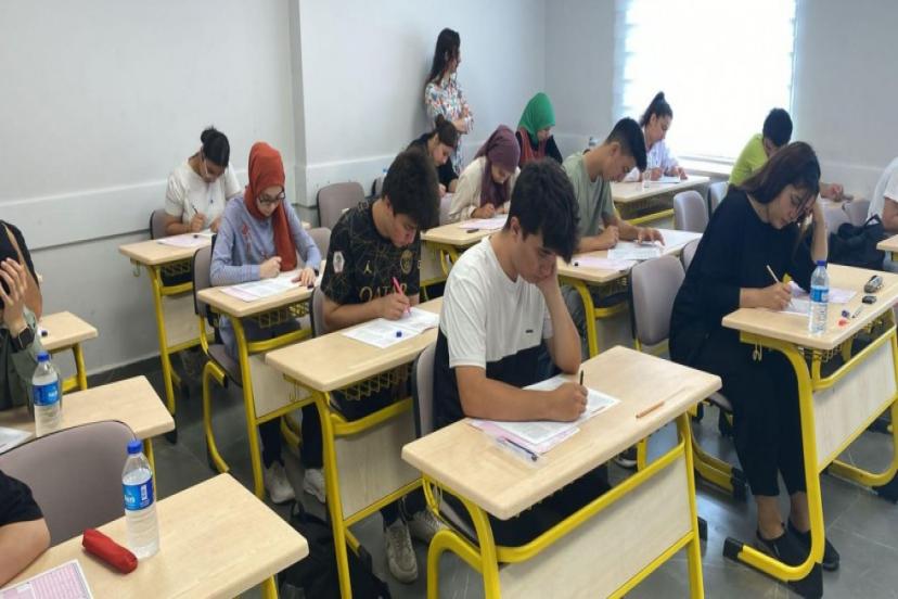 KEPEZ’ BLEDİYESİ YKS KURS KAYITLARI BAŞLADI