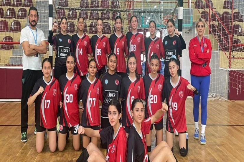 KEPEZ'İN YILDIZLARI FİNAL YOLUNDA