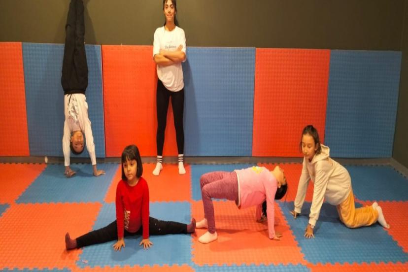 KORKUTELİ BELEDİYESİ CİMNASTİK KURSU BAŞLADI 