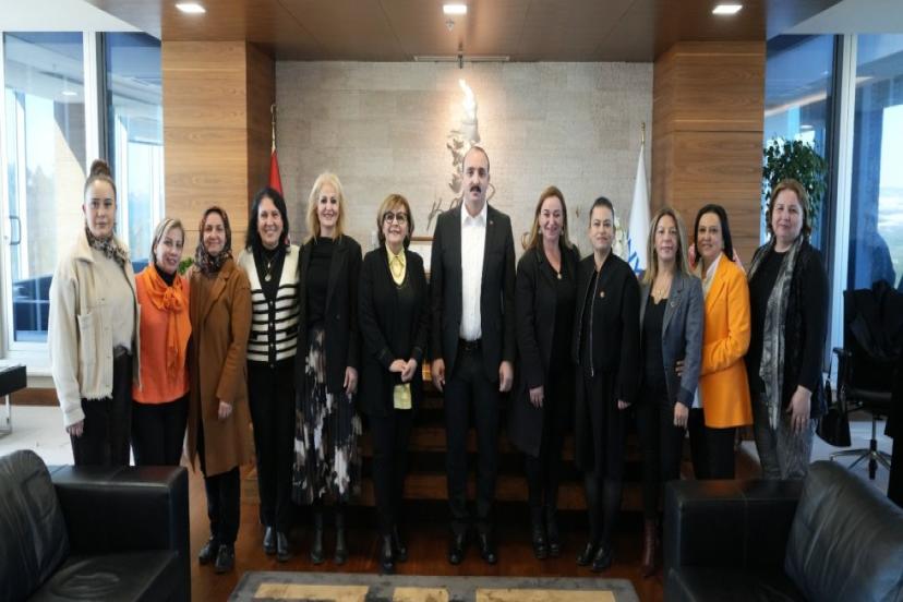 KOTAN, KADIN MUHTARLARLA BİR ARAYA GELDİ