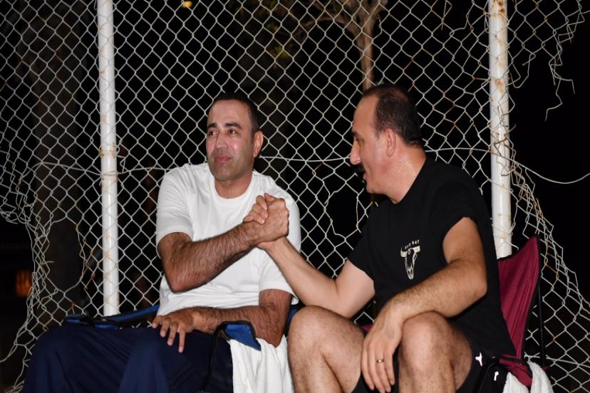 KOTAN VE VEKİL KAYA GENÇLERLE BASKETBOL OYNADI