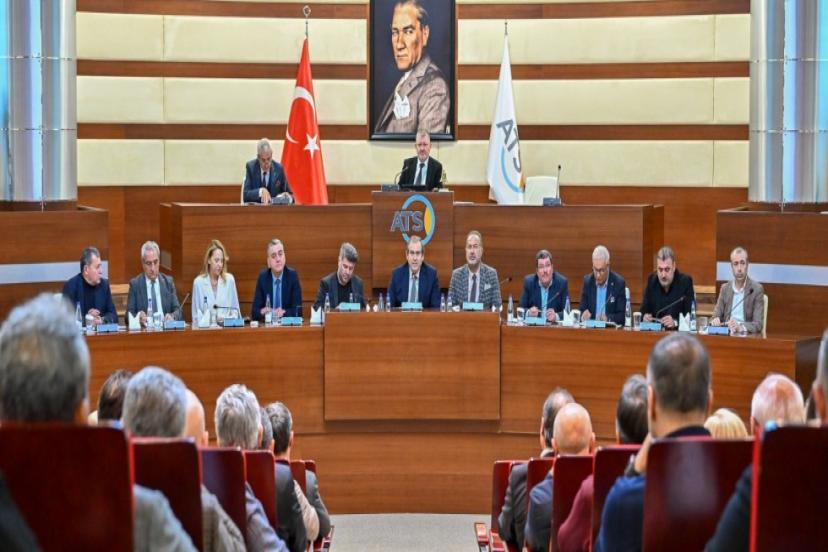 KÜRESEL EKONOMİK GELİŞMELER TÜRKİYE’Yİ ETKİLİYOR