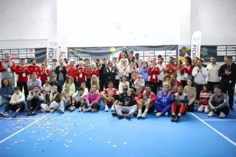 MANAVGAT'TA ULUSLARARASI PİCKLEBALL TURNUVASI