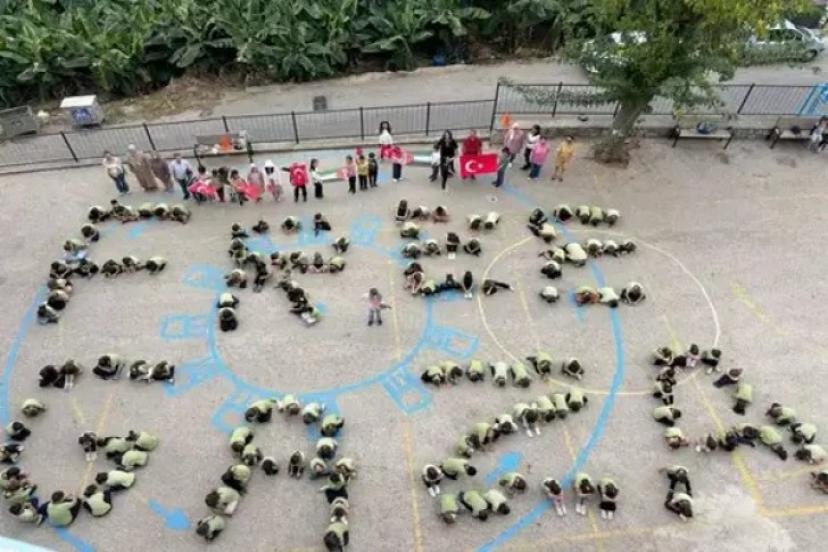 MELAHAT SEHER İLKOKULU’NDAN GAZZE İÇİN DUYGULANDIRAN ETKİNLİK