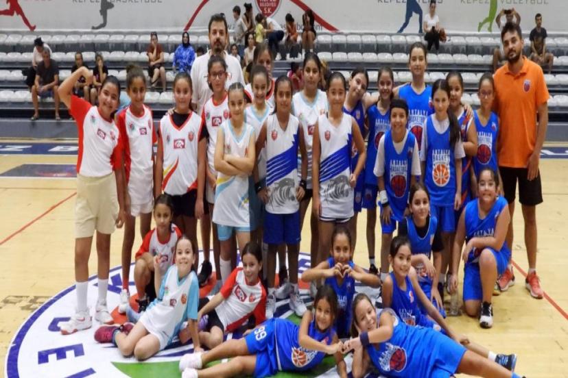 MİNİK BASKETÇİLERDEN HAZIRLIK MAÇI