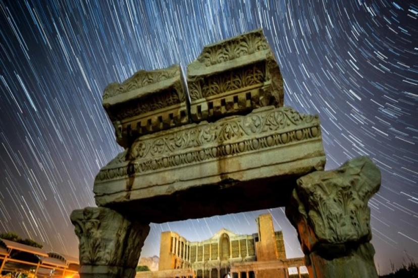 NİSAN VE MAYIS AYLARINDA İKİ METEOR YAĞMURU