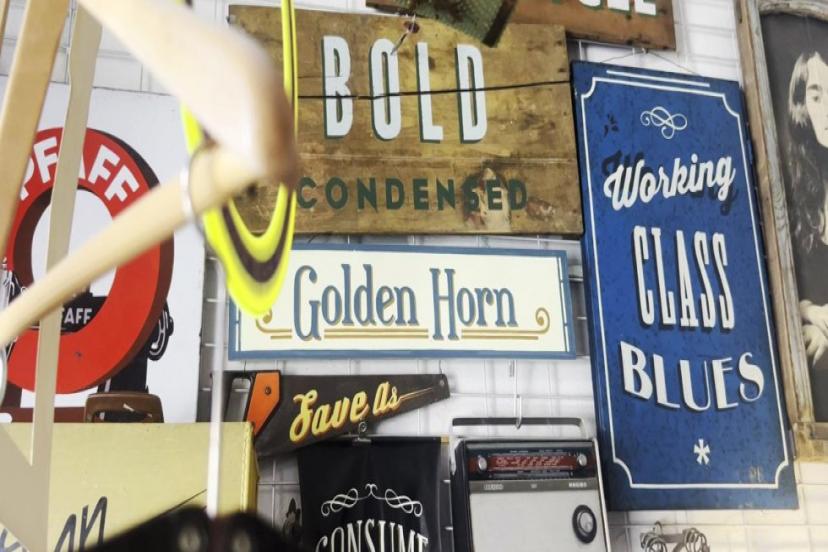 NOSTALJİK TABELALAR YENİDEN HAYAT BULUYOR