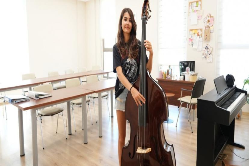 ÖĞRENCİLERİ GELECEĞE HAZIRLIYORUZ