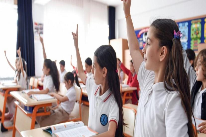 OKULLARDA KIYAFET YÖNETMELİĞİ DEĞİŞTİ