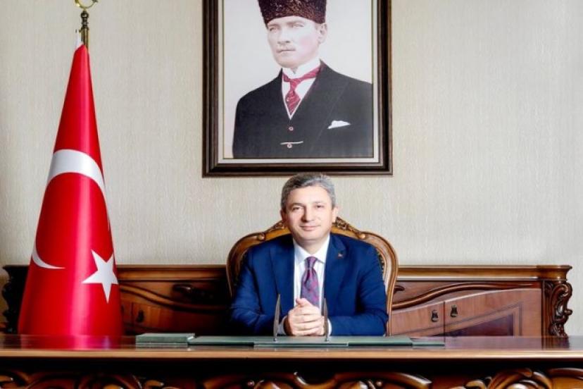 VALİ ŞAHİNDEN ZAFER BAYRAMI MESAJI