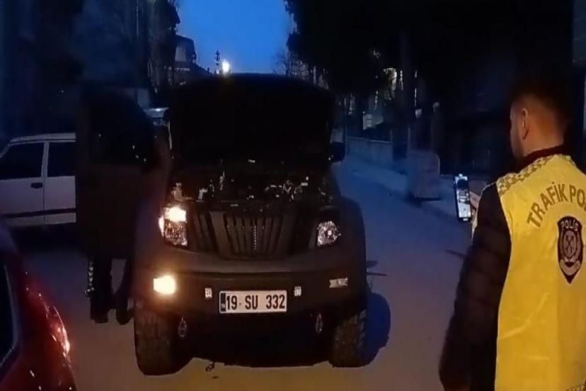 SAHTE SİREN KULLANAN SÜRÜCÜYE CEZA YAĞDI 