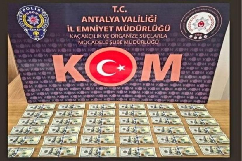 SAHTEKAR TURİSTE SUÇÜSTÜ 