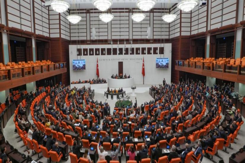 SAVUNMA SANAYİ FONU TEKLİFİ ERTELENDİ