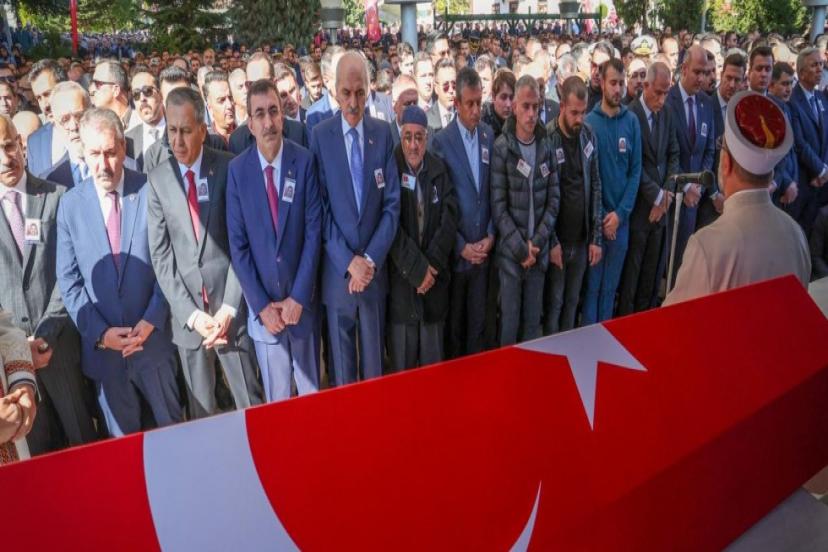 ŞEHİT TAKSİCİ MURAT ARSLAN SON YOLCULUĞUNA UĞURLANDI