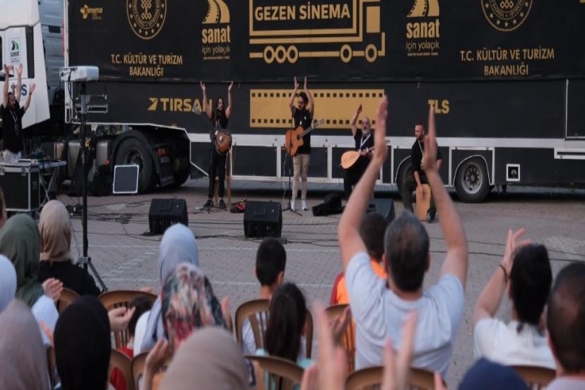 SİNEMA TIR'I ANTALYA KÜLTÜR YOLU FESTİVALİNDE