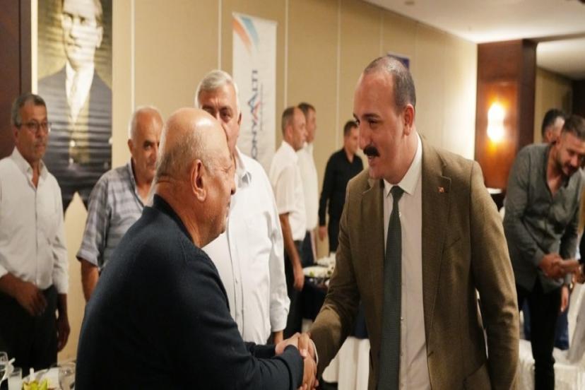 “SİZLER DEMOKRASİNİN MİHENK TAŞLARISINIZ”