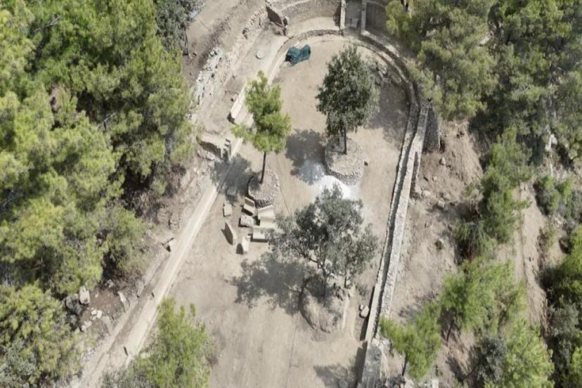 SYEDRA’DA TARİHE IŞIK TUTAN KEŞİF: 1800 YILLIK STADYUM ORTAYA ÇIKTI!