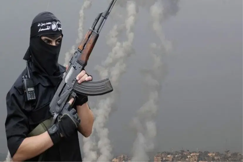 TEL AVİV'E 2 ADET ROKETLİ SALDIRI DÜZENLEDİ