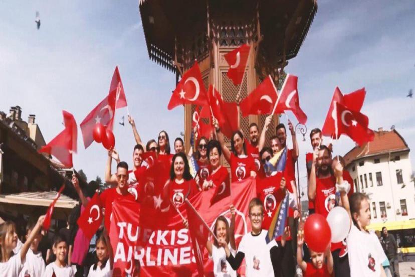 THY'DEN  SOSYAL MEDYADA TÜRK BAYRAĞI SÜPRİZİ