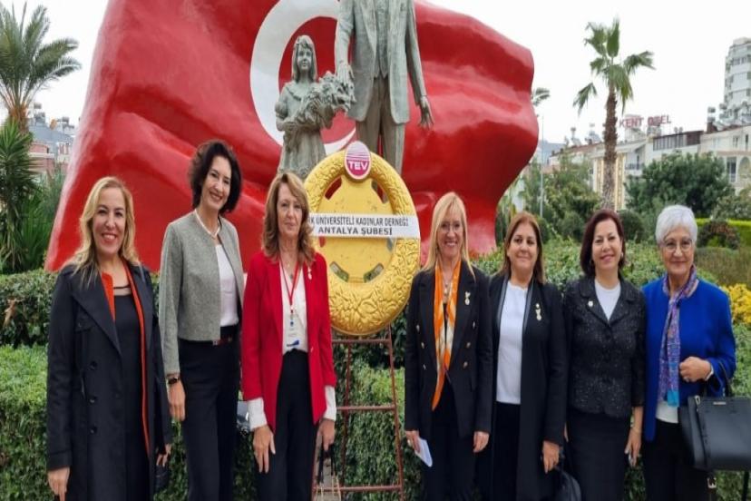 TÜRK ÜNİVERSİTELİ KADINLAR DERNEĞİ ANTALYA ŞUBESİ 5 ARALIK BİLDİRİSİ