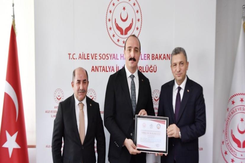 TÜRKİYE’NİN EN ÇOK ERİŞİLEBİLİR PARKI KONYAALTI’NDA