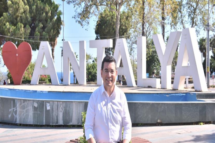 TÜTÜNCÜ “ BEKLE BİZİ ANTALYA,HİZMET İÇİN GELİYORUZ”