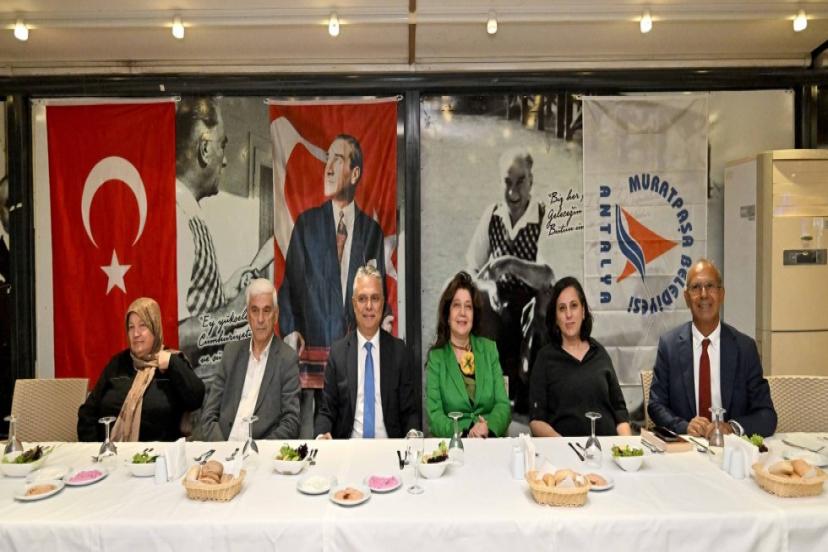 ÜMİT UYSAL'DAN YENİ BİR BAŞLANGIÇ MESAJI