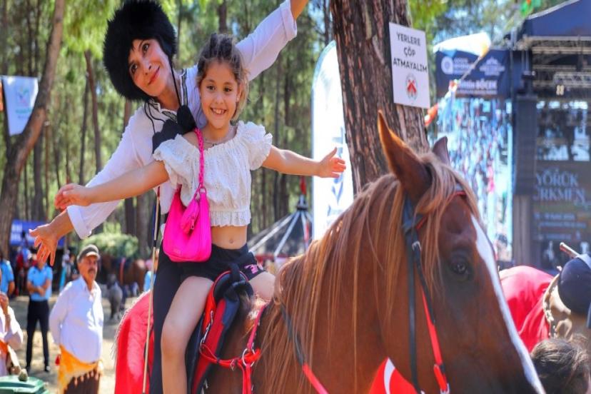 YÖRÜK TÜRKMEN FESTİVALİNİNE YOĞUN İLGİ